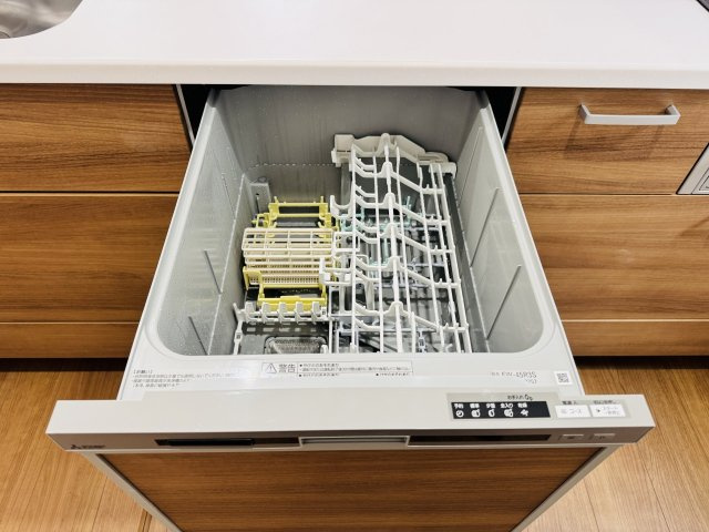 八王子市　上柚木　新築一戸建て　１期のキッチン|～食洗機付き　食事後の食器洗いはお任せ、家族でゆっくりとくつろげます～