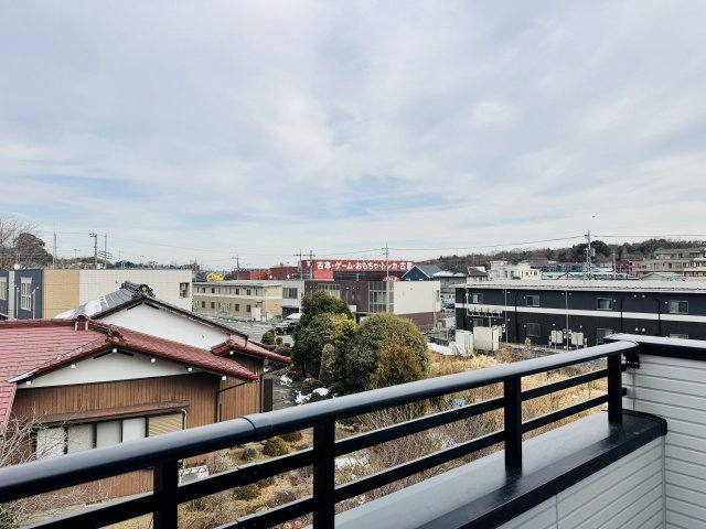 八王子市　上柚木　新築一戸建て　１期のバルコニー|～陽当たりの良いバルコニー　洗濯物がよく乾きそうです～
