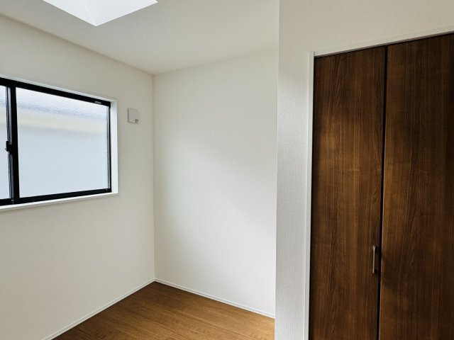 八王子市　上柚木　新築一戸建て　１期の子供部屋|～2階5.3帖の洋室　2面採光で明るく風通しの良いお部屋です～