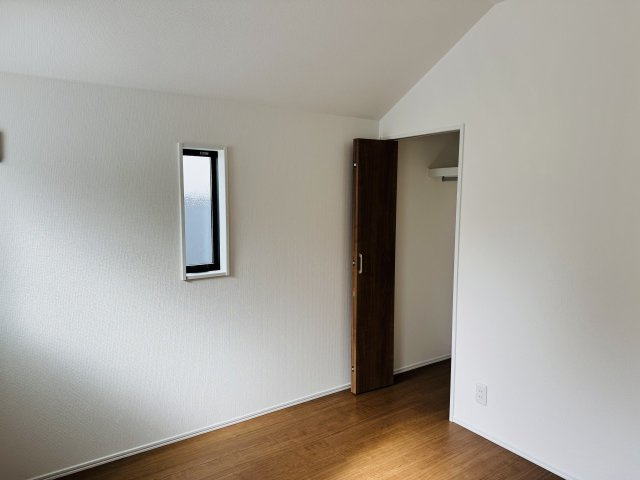 八王子市　上柚木　新築一戸建て　１期の収納|～収納力の高いクローゼット完備～