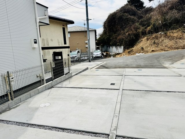 八王子市　上柚木　新築一戸建て　１期の駐車場|～カースペースは2台分～
