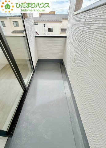 野田市山崎23期　新築戸建　1号棟のバルコニー|人気が高いインナーバルコニーを採用♪天候を気にせず洗濯物を干せ、紫外線も気にせずに済みます(*^^)v										
