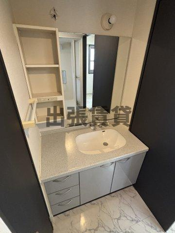 仲介手数料０円！プライムヒルズの洗面所