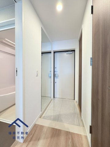 モントーレ東比恵クレアの玄関