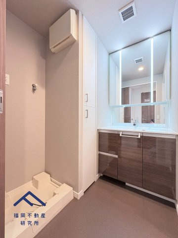 モントーレ東比恵クレアのランドリースペース