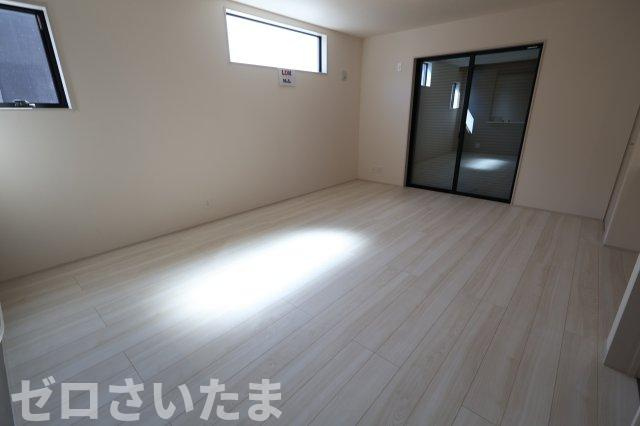 《仲介手数料無料》岩槻区東町１丁目9-29新築一戸建てリーブルガーデンの居間・リビング|16.5帖のLDK