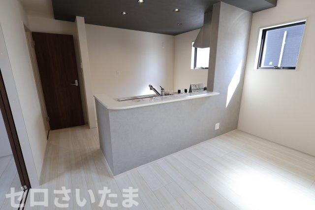 《仲介手数料無料》岩槻区東町１丁目9-29新築一戸建てリーブルガーデンのキッチン