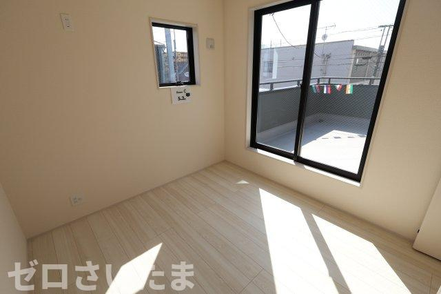 《仲介手数料無料》岩槻区東町１丁目9-29新築一戸建てリーブルガーデンの洋室|2階洋室5.2帖