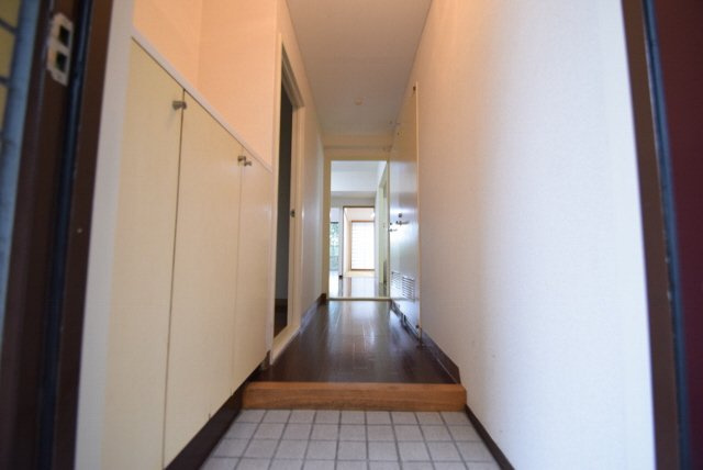 サンシティ西船の玄関|玄関からの眺めです。