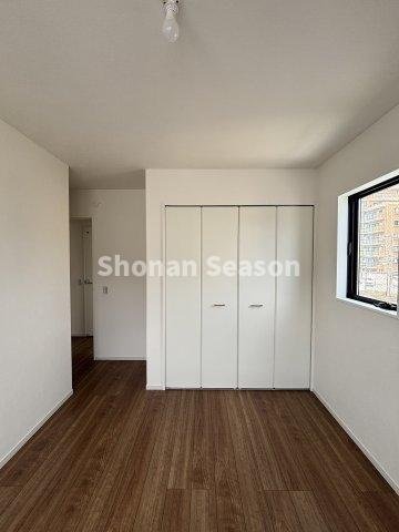 【収納】 | 全室２面採光◎
お部屋には爽快な湘南の風が吹抜ますよ♪