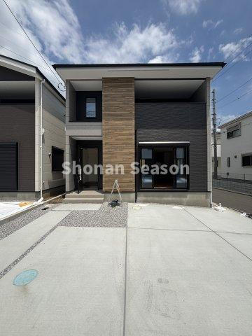 【外観】 | キレイな街並みで、今まで以上に明るいマイホーム生活を送りませんか♪
現地堂々完成！ぜひご内見下さい。
