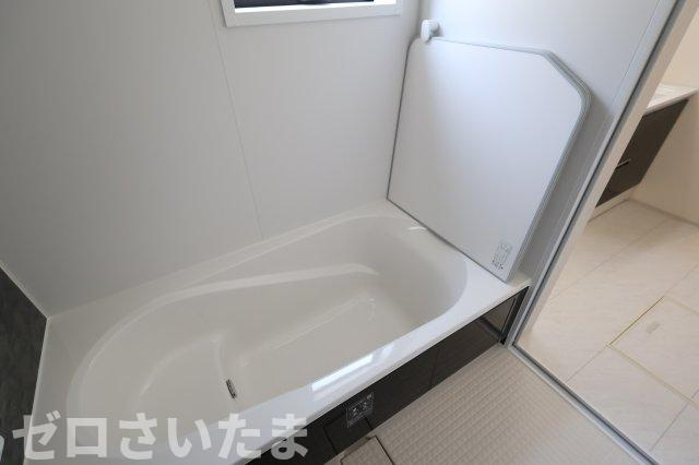 《仲介手数料無料》岩槻区東町１丁目9-29新築一戸建てリーブルガーデンの浴室