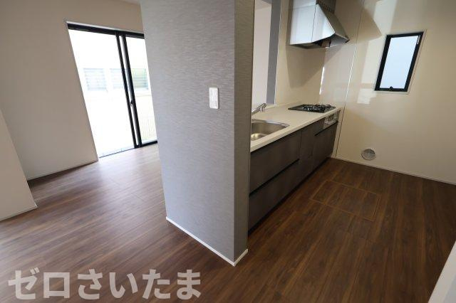 《仲介手数料無料》岩槻区東町１丁目9-29新築一戸建てリーブルガーデンのキッチン