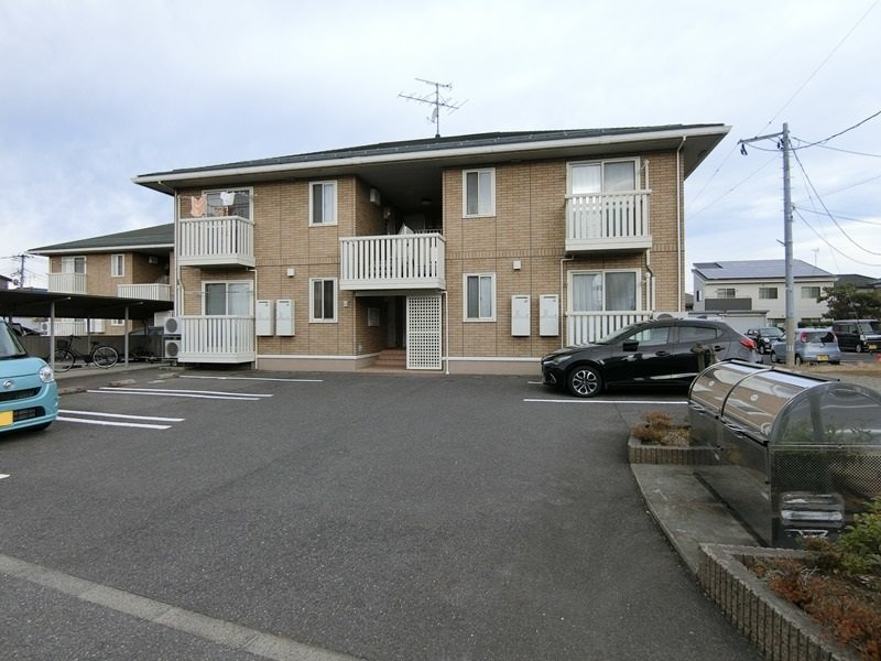 『コスモA・B』の駐車場