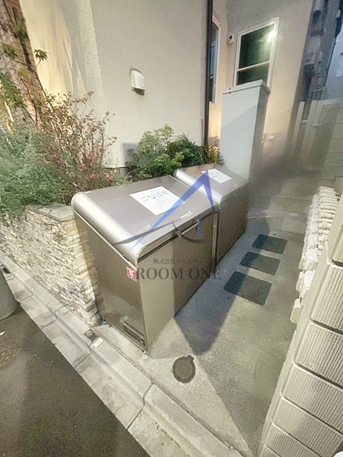 ポルタ・フォルトゥーナのその他共用部分|敷地内ゴミ置き場です。