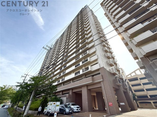 エレベータ付きで高層階も楽々♪