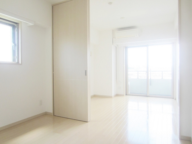 北区王子４丁目の賃貸マンションの寝室|明るい解放感のある洋室です☆