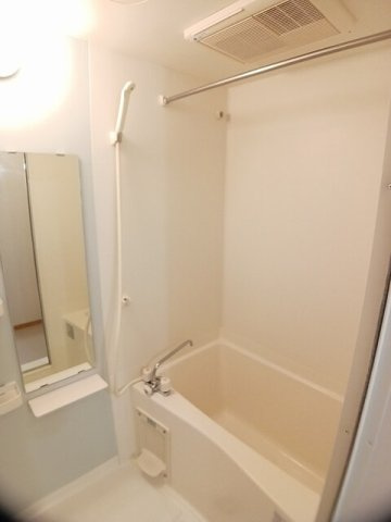 アルバ・美合の浴室