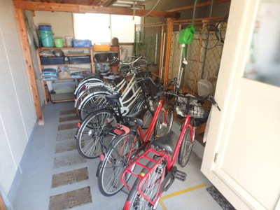 【その他共用部分】 | ストリーム・モンド | 自転車置場