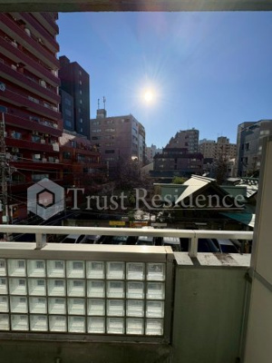 【バルコニー】 | 山岸ビル