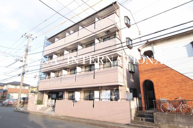 プチファミール の外観