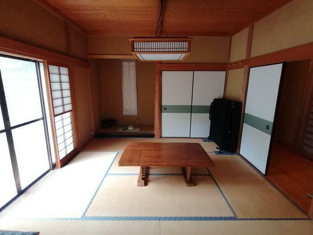 熱海市　泉元宮上分の和室
