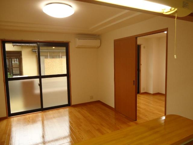 アメニティーＢの居間・リビング|リビング