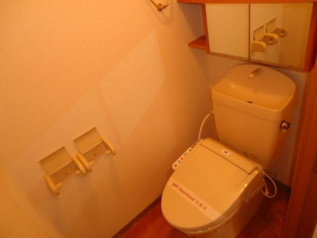 アメニティーＢのトイレ|シャワー付トイレ