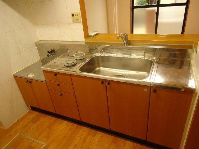 アメニティーＢのキッチン|キッチン