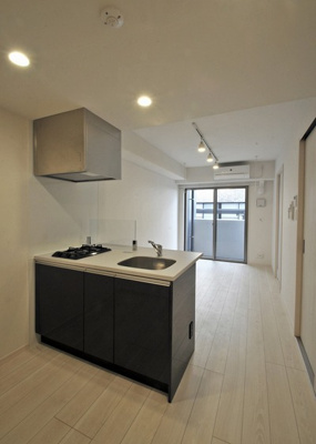 【居間・リビング】 | 仲介手数料半額！HPには初期費用掲載！「プライスホーム」で検索！リアンプレミアムレジデンス平和