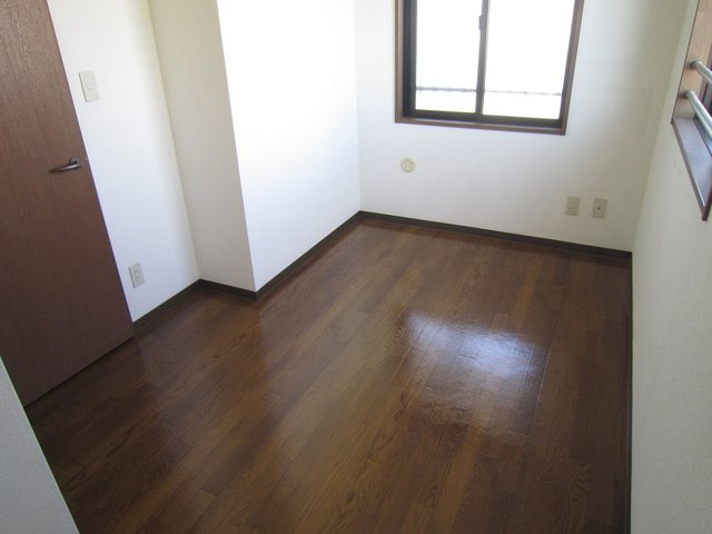 セシオン湘南の洋室|きれいな洋室です