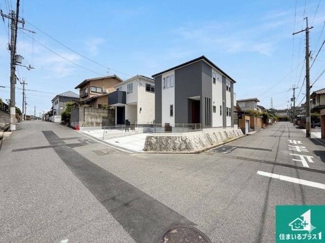 29(土)30(日)現地説明会！◆大阪狭山市大野台　全2邸の前面道路含む現地写真|周辺は閑静な住宅街！前面道路広々で車の出し入れも便利です。駐車が苦手な方でも安心して車庫入れできます！