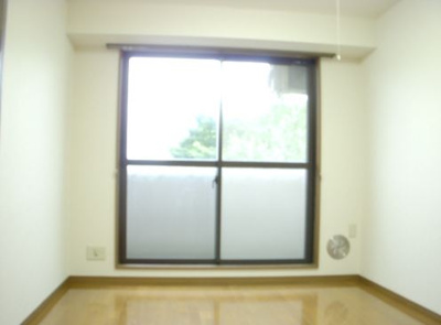 【居間・リビング】 | ネオ・クリスタルビル・ネジメ