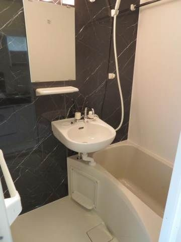 リバーテラス小岩の浴室