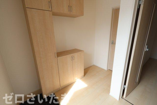 《仲介手数料無料》岩槻区美幸町2-13新築一戸建てリーブルガーデンの玄関