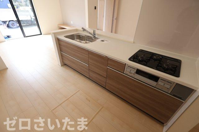 《仲介手数料無料》岩槻区美幸町2-13新築一戸建てリーブルガーデンのキッチン