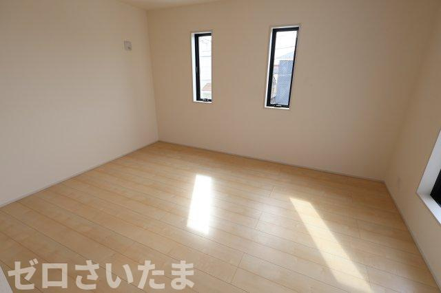 《仲介手数料無料》岩槻区美幸町2-13新築一戸建てリーブルガーデンの洋室
