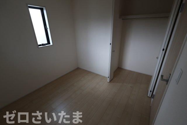 《仲介手数料無料》岩槻区美幸町2-13新築一戸建てリーブルガーデンの洋室