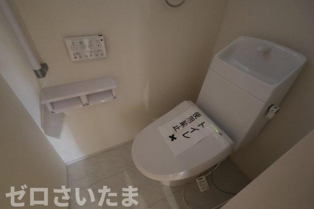 《仲介手数料無料》岩槻区美幸町2-13新築一戸建てリーブルガーデンのトイレ