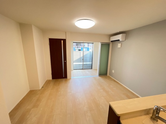 （仮称）柏市篠籠田　新築アパートの居間・リビング