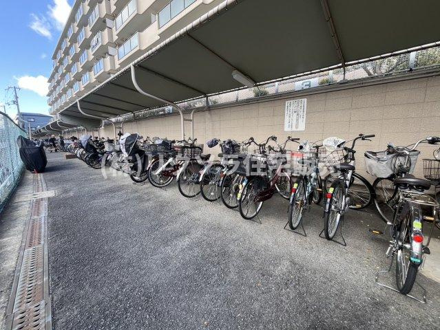 シティハイツ古川橋の駐輪場|■物件内覧・資金計画相談・住宅ローン相談、リフォーム相談、お問合せ受付中■
※当日・翌日のご内覧、ご相談はお電話でのお問合せがスムーズです！