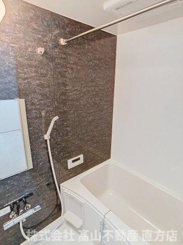 レイクサイド植木 D棟の浴室