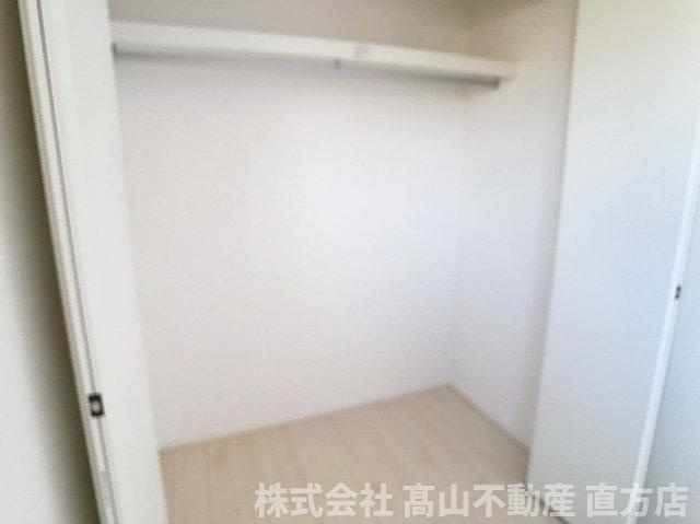 レイクサイド植木 D棟の収納