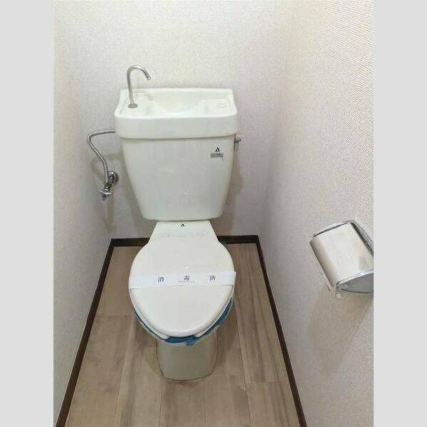 トーシンハイツ堀江のトイレ