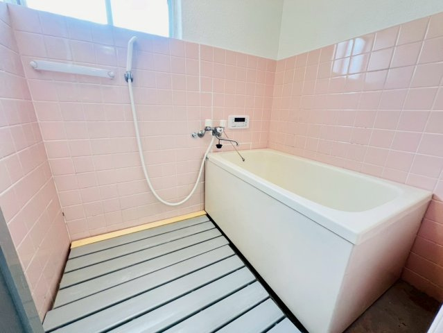 白川台5丁目貸家の浴室