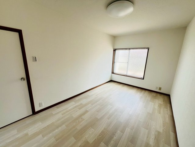 白川台5丁目貸家の寝室
