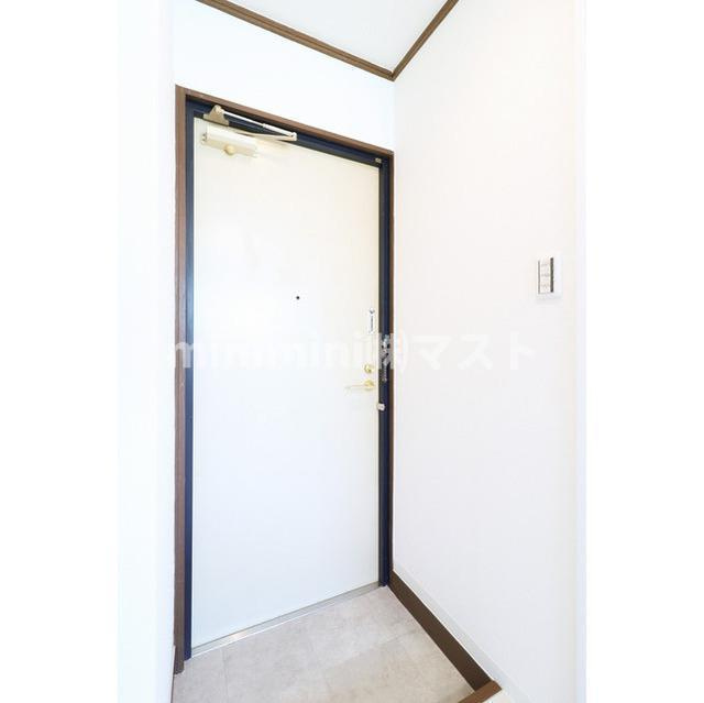 メゾンアルベールの玄関