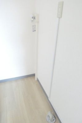 【その他】 | 第一シャトル | 反転間取り別部屋写真です。