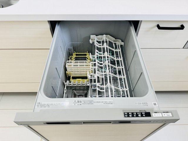 八王子市　上柚木　新築一戸建て　１期のキッチン|～食洗機付き　食事後の食器洗いはお任せ、家族でゆっくりとくつろげます～