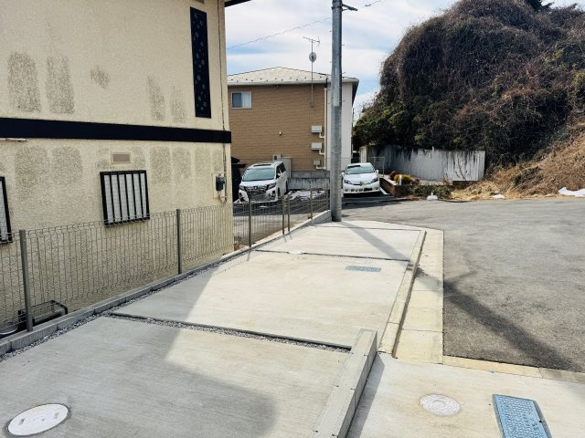 八王子市　上柚木　新築一戸建て　１期の駐車場|～カースペースは2台分～